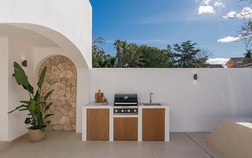 Property slide 17