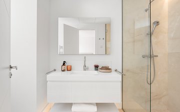 Property slide 19