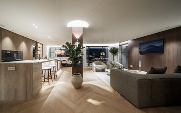 Property slide 24