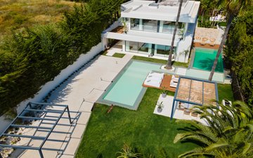 Property slide 33