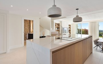 Property slide 10