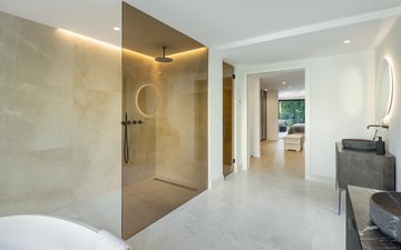 Property slide 10
