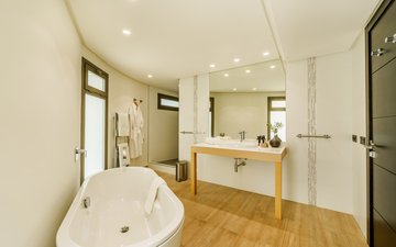 Property slide 15