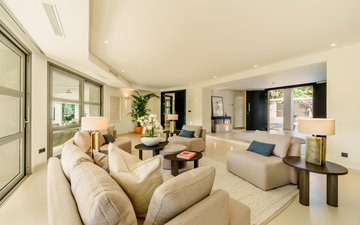 Property slide 18