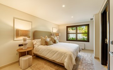 Property slide 21