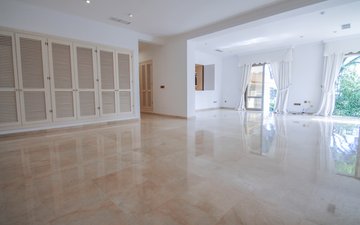 Property slide 10