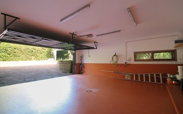 Property slide 18