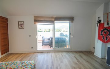 Property slide 6