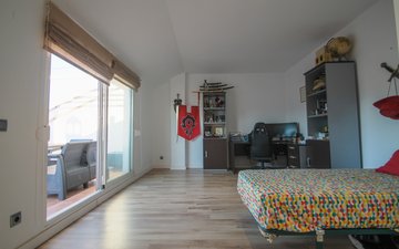Property slide 7