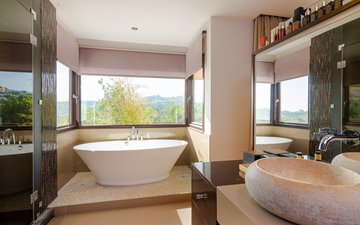 Property slide 24