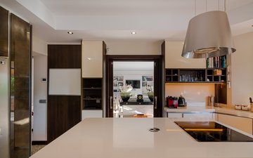 Property slide 17