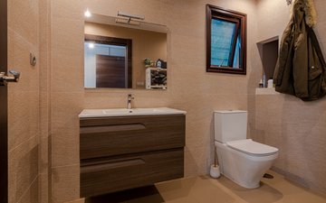 Property slide 35
