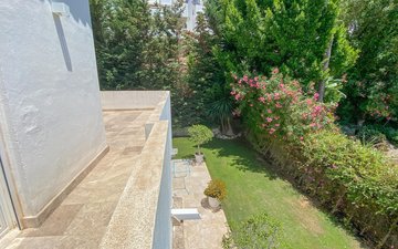 Property slide 34