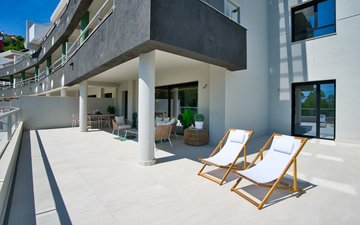 Property slide 21