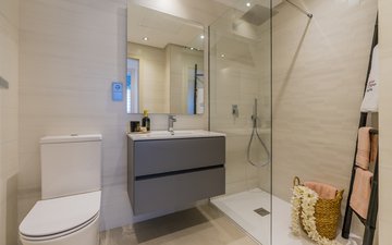 Property slide 19