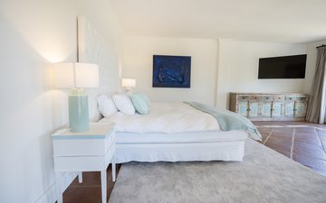 Property slide 19
