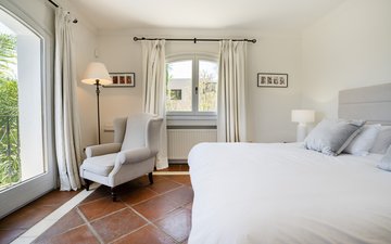 Property slide 16