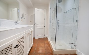 Property slide 20