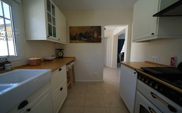 Property slide 6
