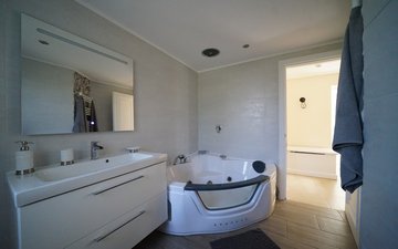 Property slide 5
