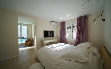 Property slide 7