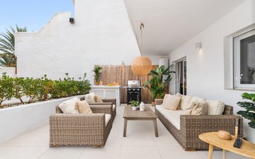 Property slide 25