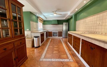 Property slide 16