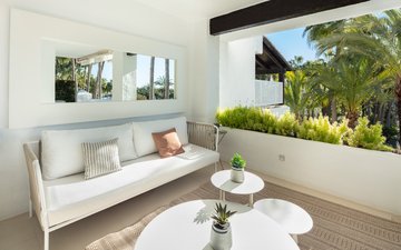 Property slide 17