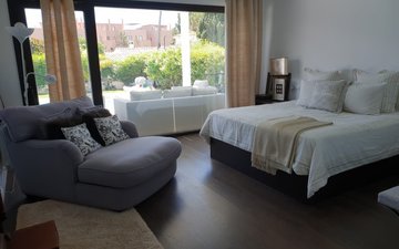 Property slide 19