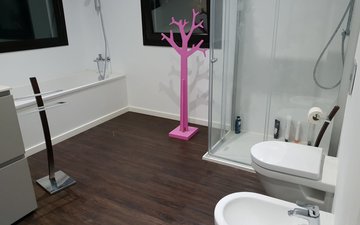 Property slide 32