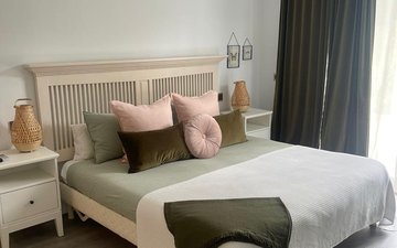 Property slide 18
