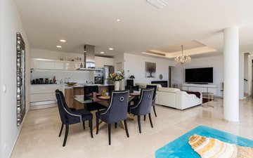 Slajd nieruchomości 10