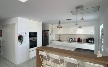 Property slide 5