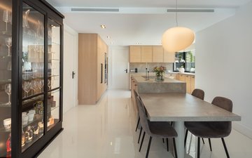 Property slide 39