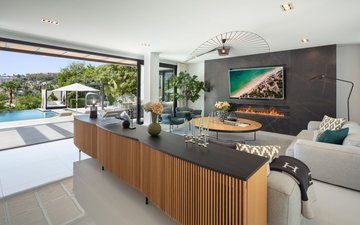 Property slide 20