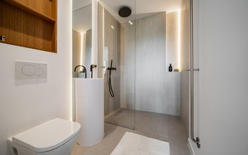 Property slide 20