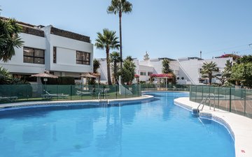 Property slide 28