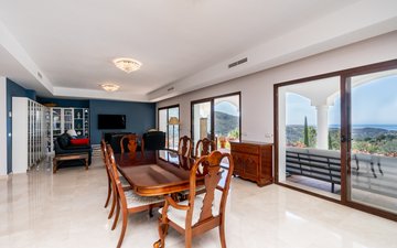 Property slide 40