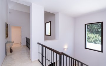 Property slide 20