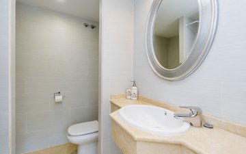 Property slide 22