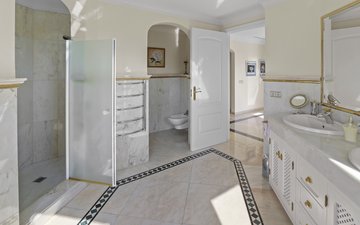 Property slide 43