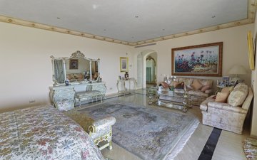 Property slide 10