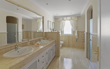Property slide 47