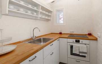 Property slide 19