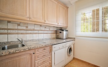 Property slide 25