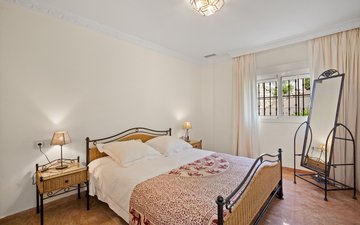 Property slide 19