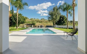 Property slide 25