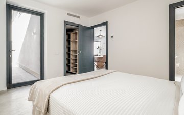 Property slide 21