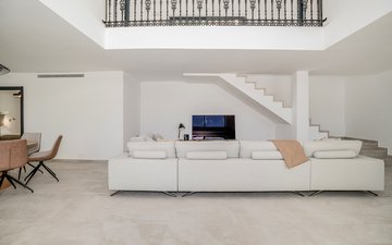Property slide 14