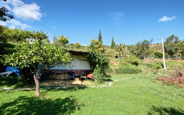 Property slide 21